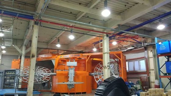 Купить Энергоэффективный 3-рукавный небольшой ротоформовый станок Производство в сети